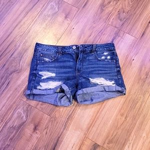 AMERICAN EAGLE DENIM SHORTS